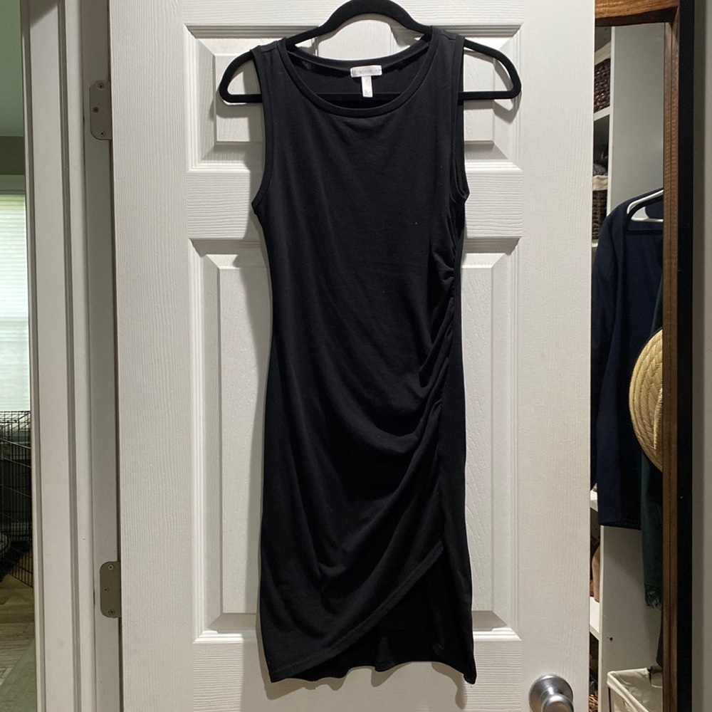 Black fitted dress